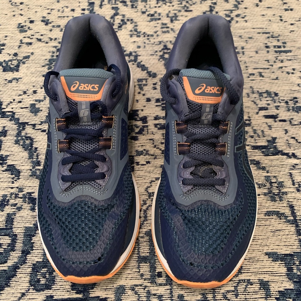 ASICS GT2000
